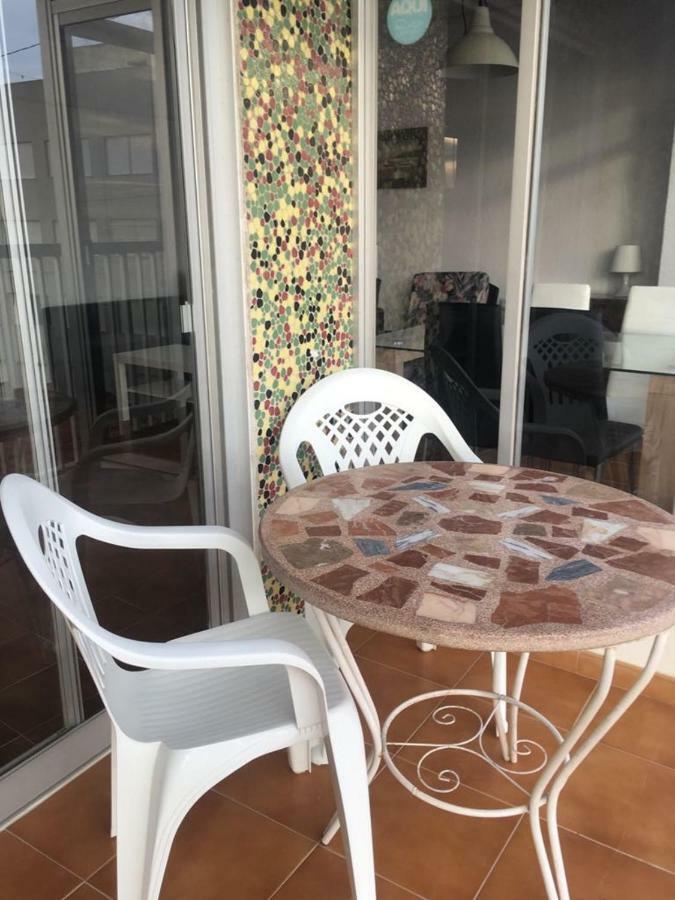 2 Bedroom'S Flat On The Beach, City Center, 1 Line Santa Pola Exterior photo